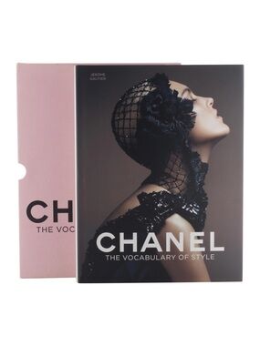 CHANEL The Vocabulary of Style Book